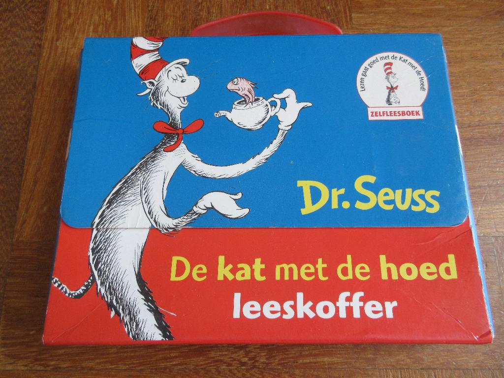 Dr. Seuss : De kat met de hoed leeskoffer, Boeken, Ophalen of Verzenden, Gelezen, Fictie algemeen