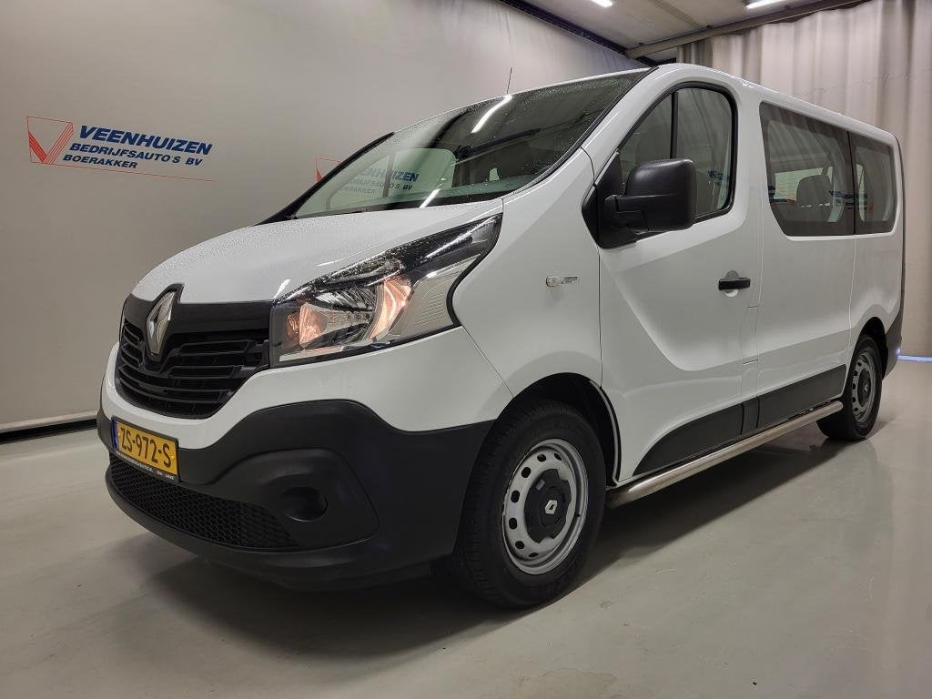 Renault Trafic Passenger 1.6dCi 8-Personenbus - Excl. BTW /, Voorwielaandrijving, Gebruikt, 2000 kg, Wit