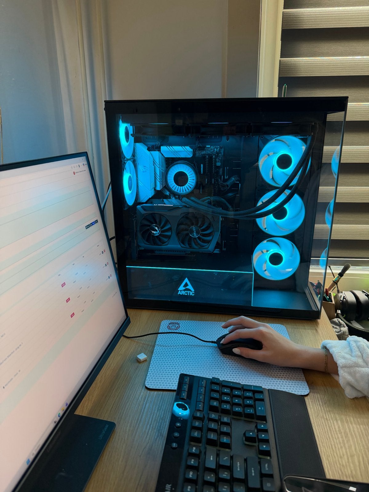 Gaming PC: AMD Ryzen 7 5800X, RTX 3070, 32GB RAM, 1.36TB SSD, 32 GB, Custom Build, Zo goed als nieuw, Gaming
