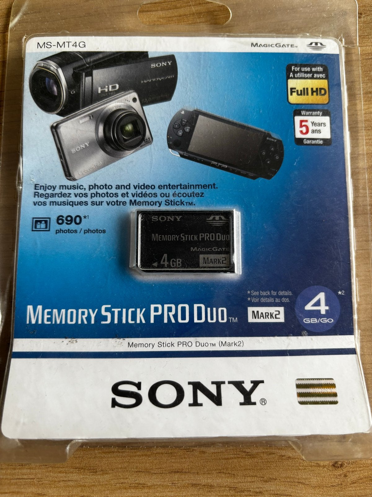 Sony Memory Stick PRO Duo 4 GB - Nieuw in verpakking, Memory stick, Nieuw, Ophalen of Verzenden, Fotocamera