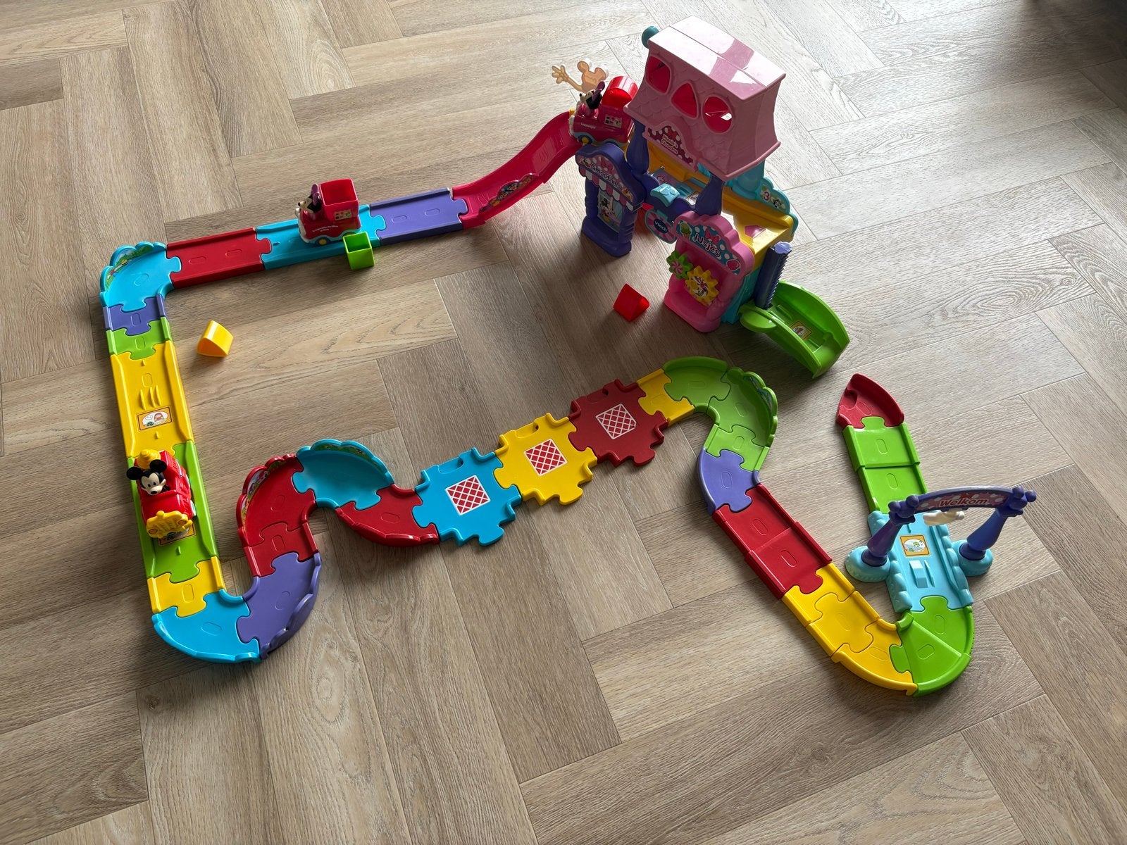 VTech Toet Toet Auto's Mickey en Minnie Speelset, Kinderen en Baby's, Ophalen, Zo goed als nieuw, 6 maanden tot 2 jaar