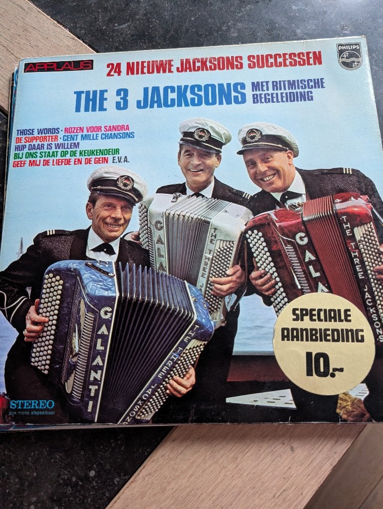 24 nieuwe Jacksons successen - The 3 Jacksons, Ophalen of Verzenden, Zo goed als nieuw, Overige formaten, Levenslied of Smartlap