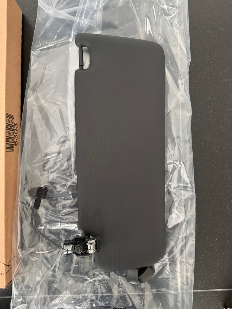 VW/Seat/Skoda Zonneklep Rechts ZONDER Airbaglabel - Nieuw, Ophalen of Verzenden, Nieuw, Seat