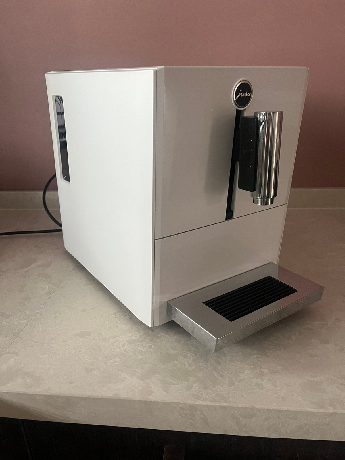 Koffie machine jura wit type 741, Witgoed en Apparatuur, Afneembaar waterreservoir, 10 kopjes of meer, Koffiemachine, Zo goed als nieuw