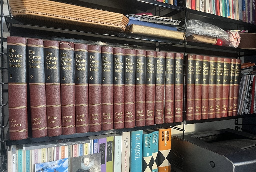 Oosthoek 7e uitgave 1976-1981, Complete serie, Algemeen, Ophalen, Gelezen