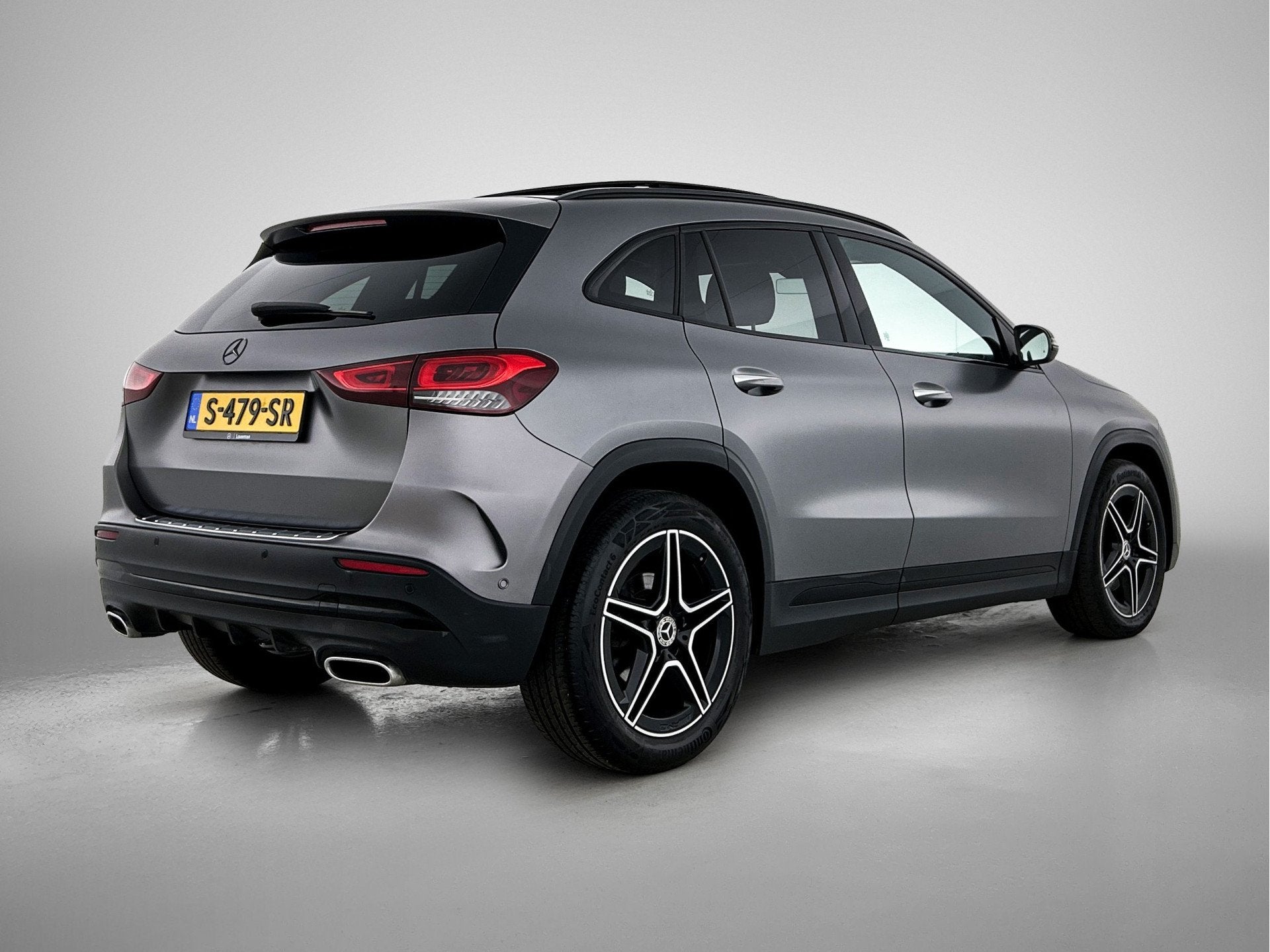 Mercedes-Benz GLA 200 AMG line | Panorama schuifdak | Night, 12 maanden, 15 km/l, 4 cilinders, 163 pk