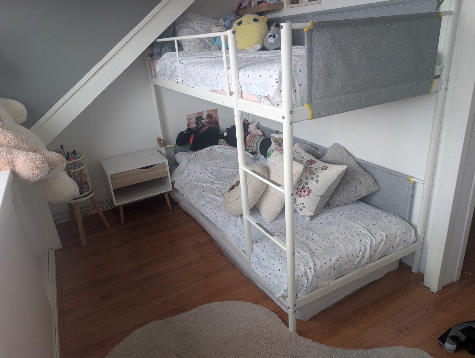 IKEA VITVAL stapelbed wit/lichtgrijs 90x200 cm, Huis en Inrichting, Slaapkamer | Stapelbedden en Hoogslapers, Gebruikt, Stapelbed