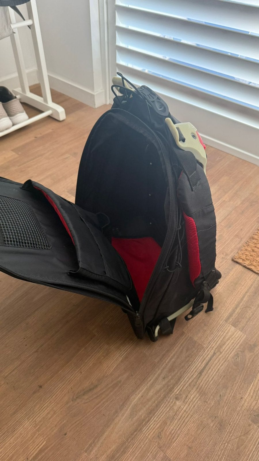 Stevige Travel rugzak incl laptop vak met harde achterkant, Ophalen, Gebruikt, Overige merken