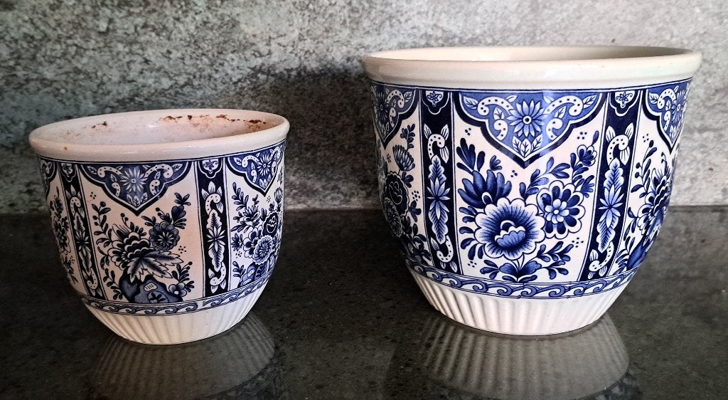 set van 2 vintage Boch Delfts bloempotten, Ophalen