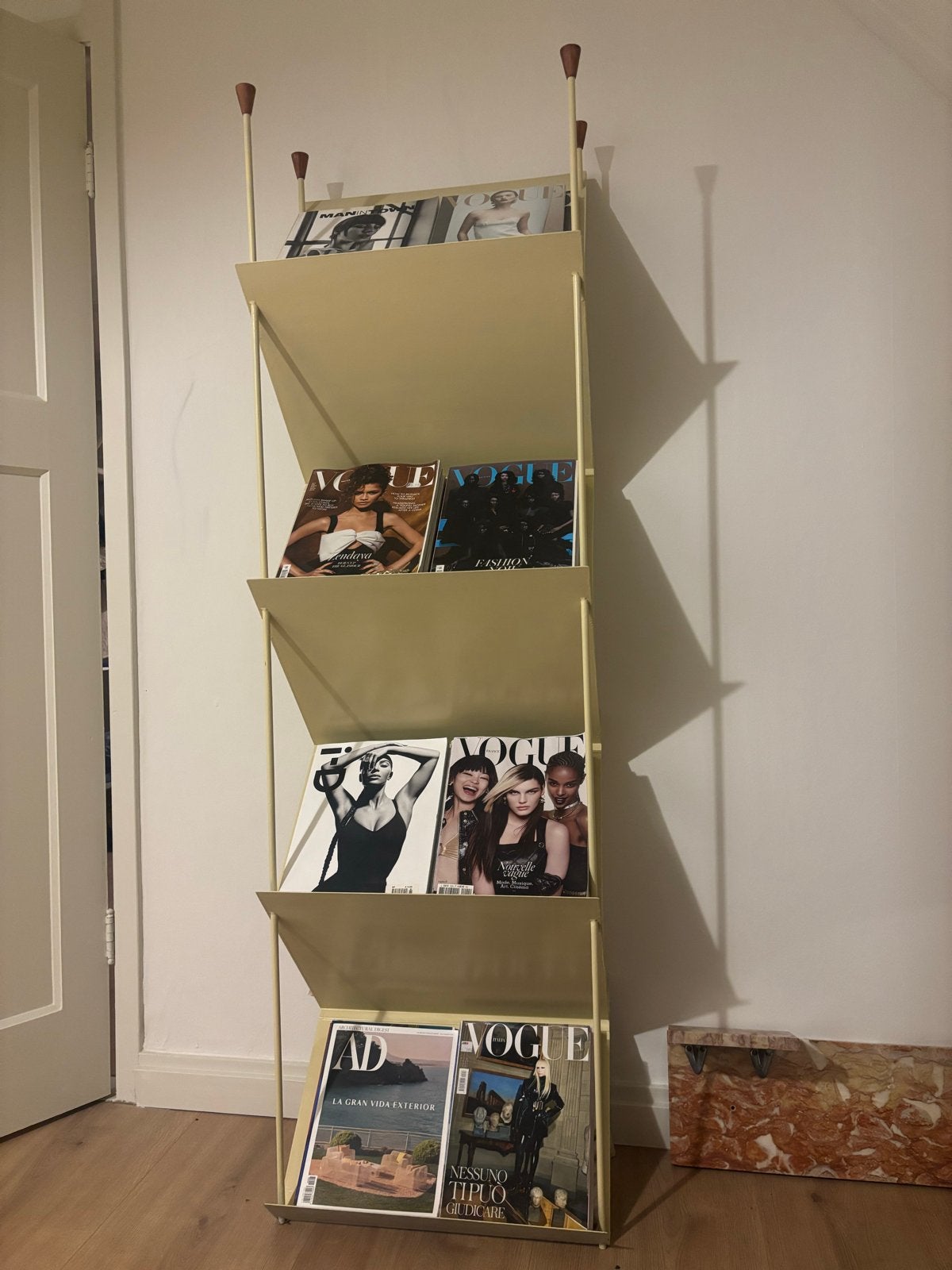 Lauren's Fisher magazine display, Ophalen, Gebruikt, Metaal, Vintage