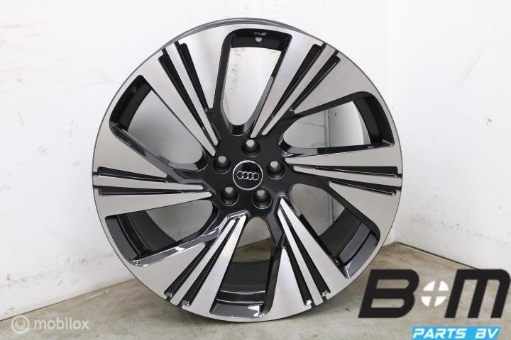 NIEUWSTAAT! Org 22 inch RS velgen Audi Q8 Etron 4KE601025AM, Gebruikt, Velg(en)
