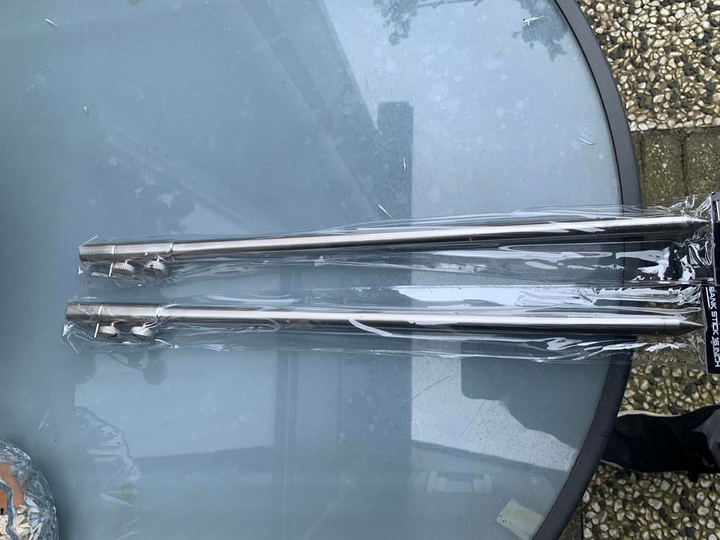 KARPERVISSEN KOMPLEET BANKSTICK SET MET BEETMELDERS, Watersport en Boten, Hengelsport | Karpervissen, Ophalen of Verzenden, Nieuw