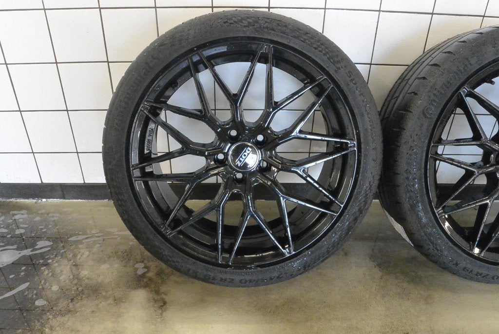 DOTZ Suzuka 19 inch wielset - 5x112 ET35, DOTZ, -, -, Banden en Velgen