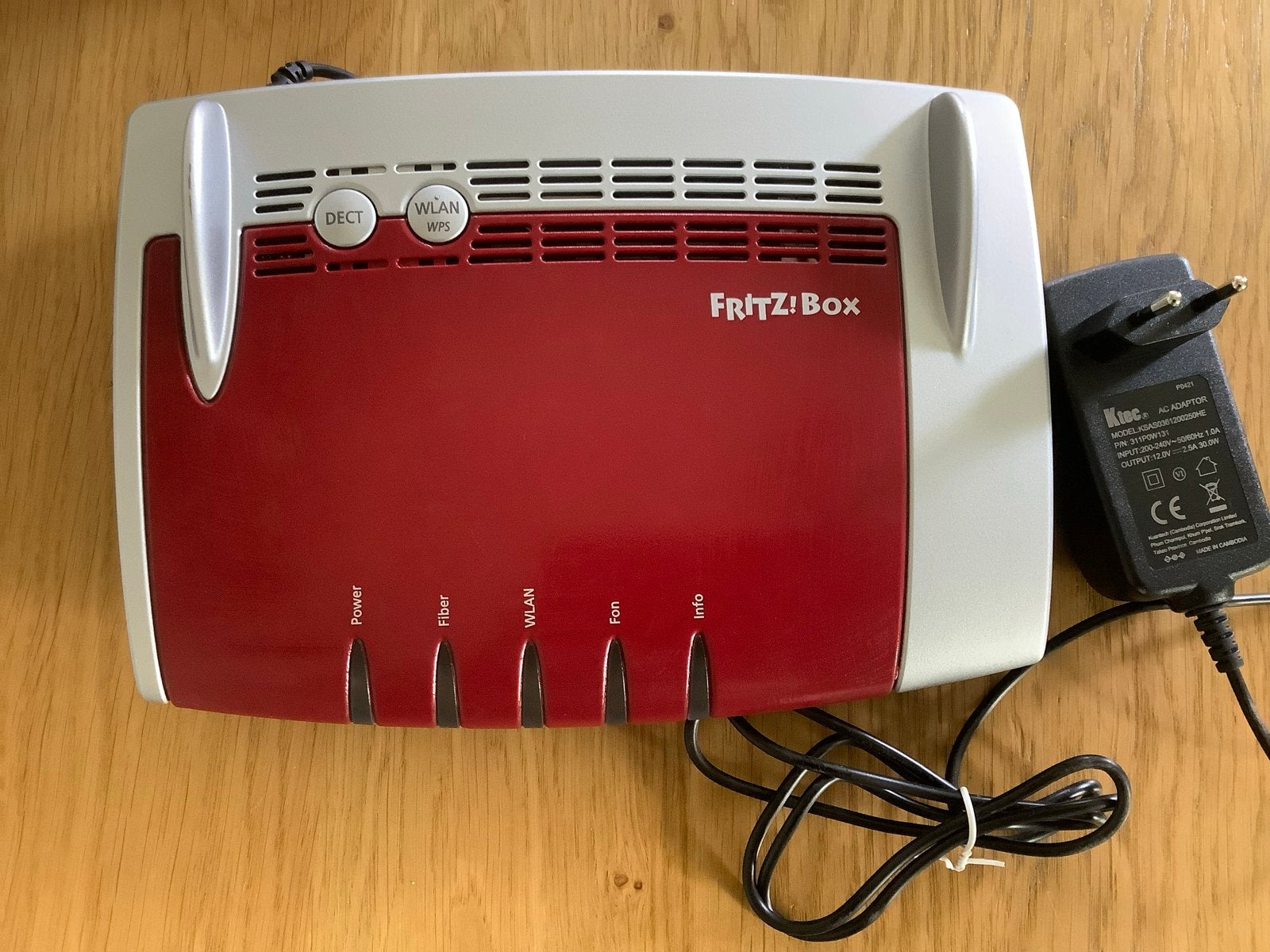 FRITZ!Box Router - Betrouwbaar en Snel Internet, Ophalen of Verzenden, Zo goed als nieuw, Router