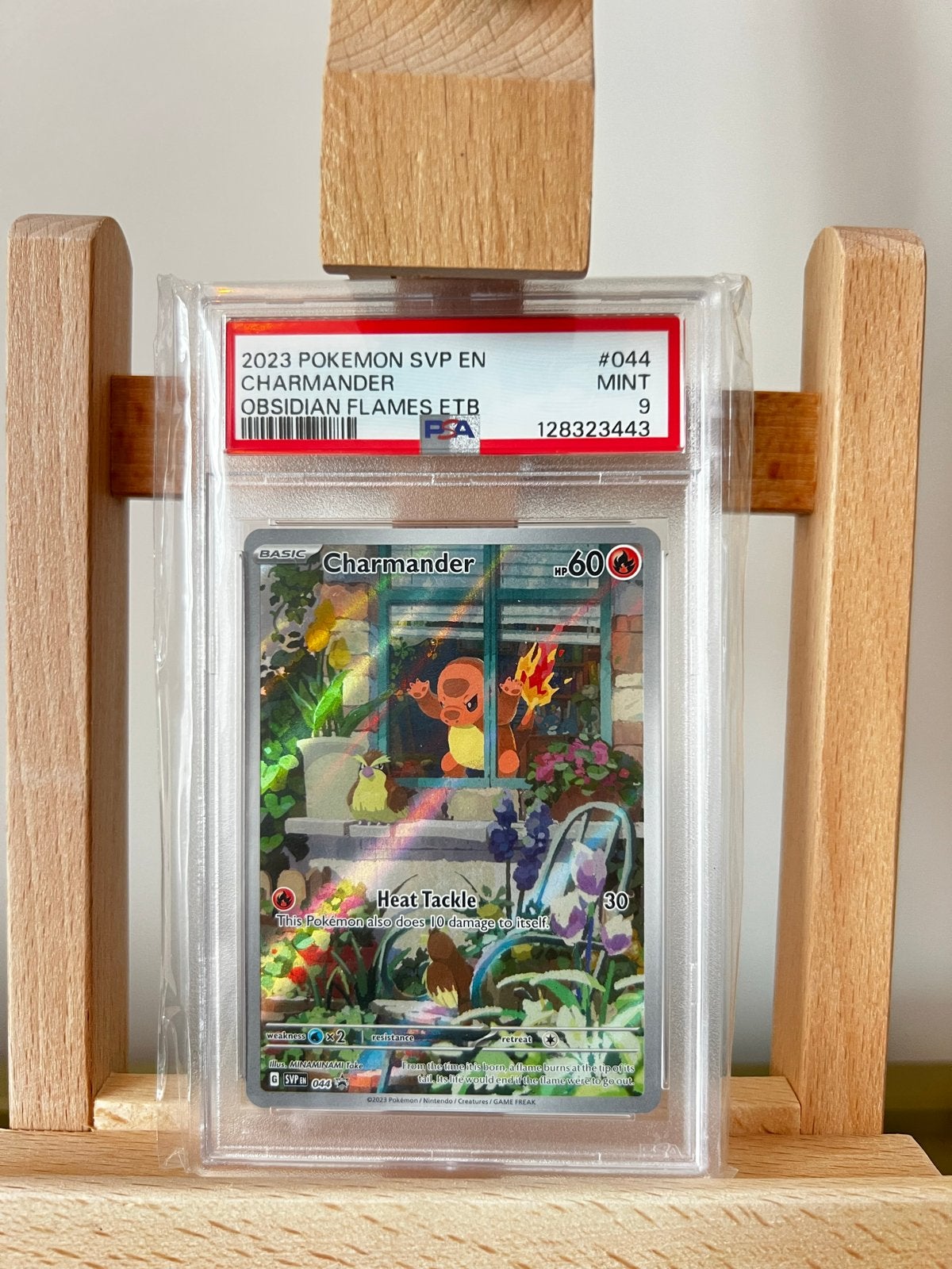 PSA 9 Charmander 2023 SVP EN Obsidian Flames ETB, Ophalen of Verzenden, Zo goed als nieuw, Losse kaart