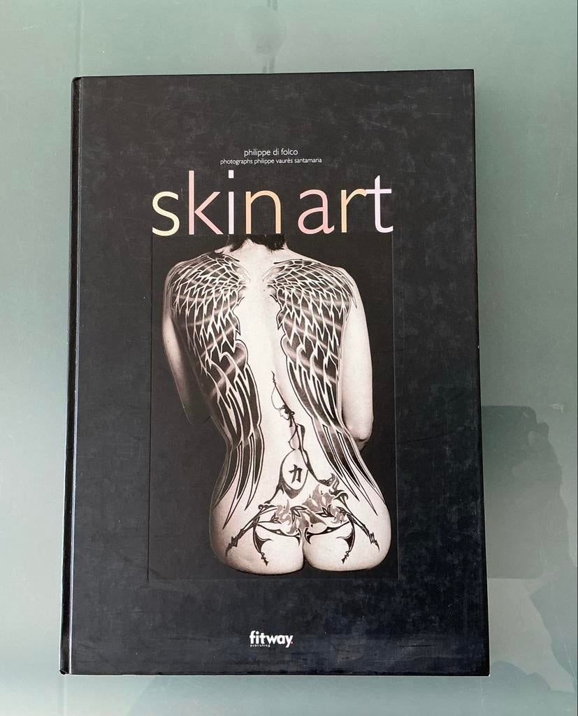 Skin Art: Boek over de geschiedenis van tatoeëren, Ophalen of Verzenden, Gelezen, Overige onderwerpen