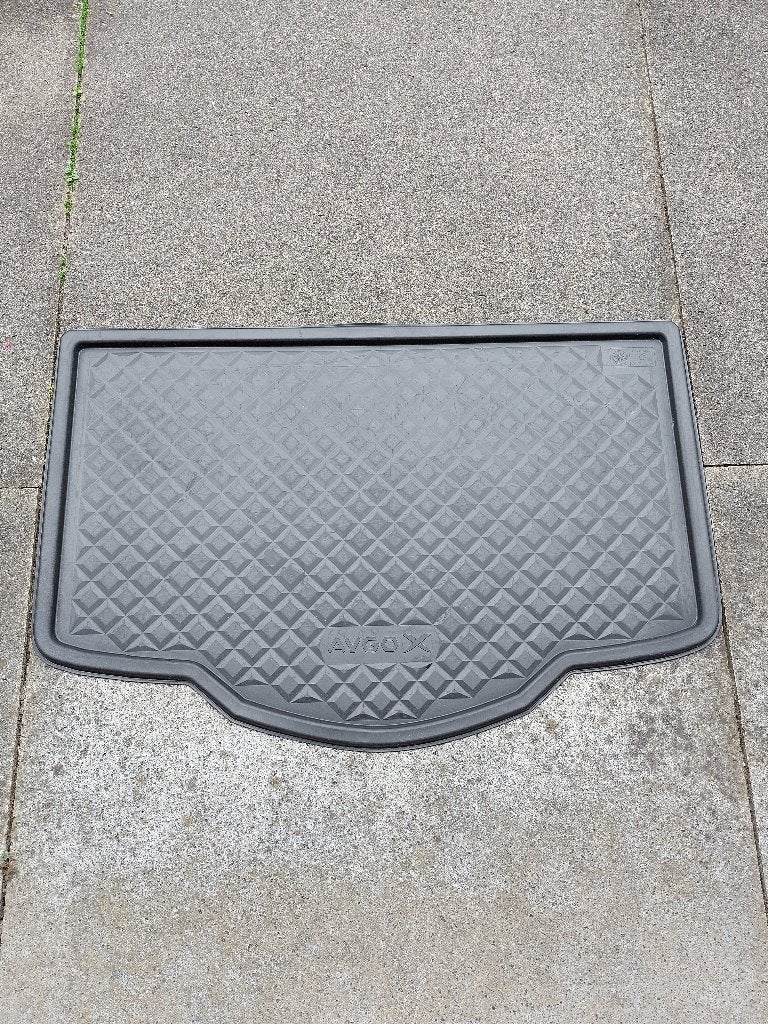 Toyota Aygo X kofferbakmat, Ophalen, Zo goed als nieuw