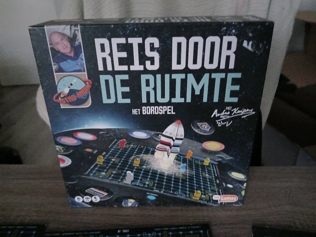Reis Door De Ruimte Met André Kuipers, Een of twee spelers, Ophalen of Verzenden, Nieuw, Just Games