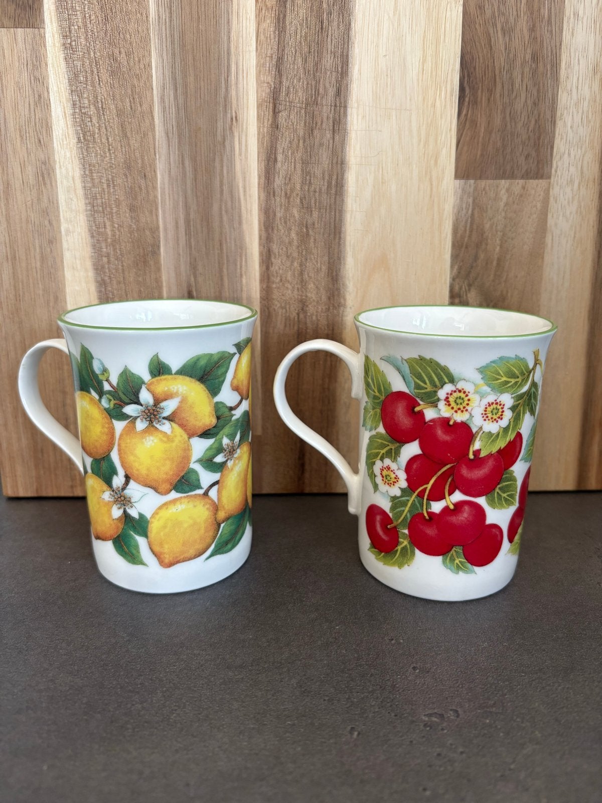 Crown Trent China Porseleinen Kopjes: Kers & Citroen, Ophalen of Verzenden