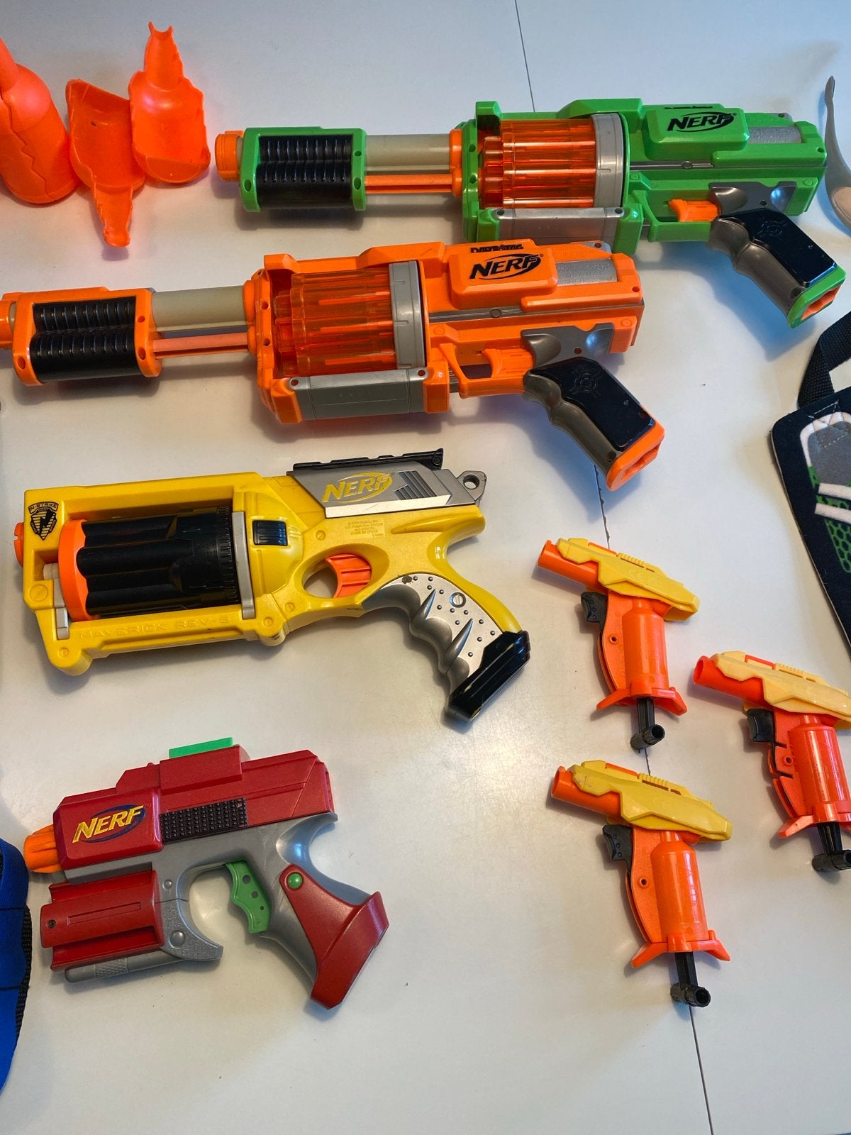 Grote Nerf Blaster Collectie met Accessoires en Munitie, Ophalen of Verzenden, Gebruikt, Jongen of Meisje