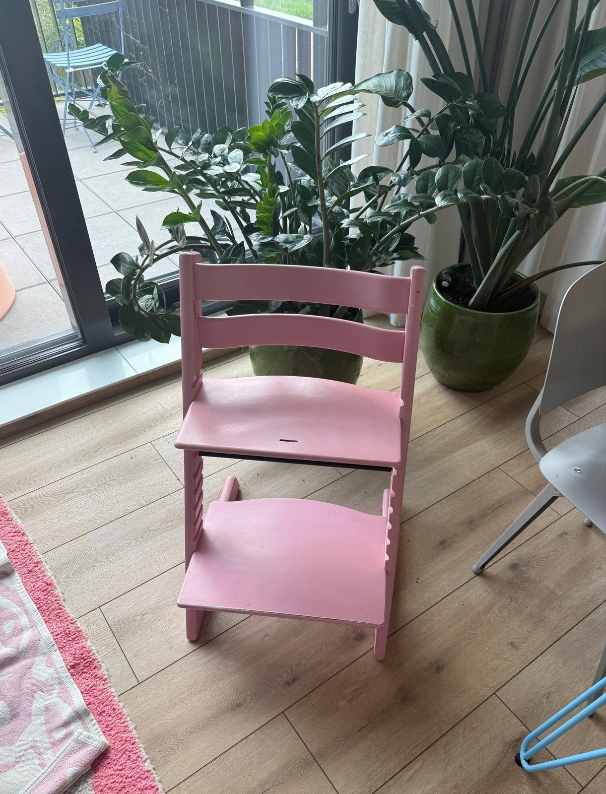 Roze Tripp Trapp meegroeistoel, Kinderen en Baby's, Kinderstoelen, Ophalen, Gebruikt, Meegroeistoel