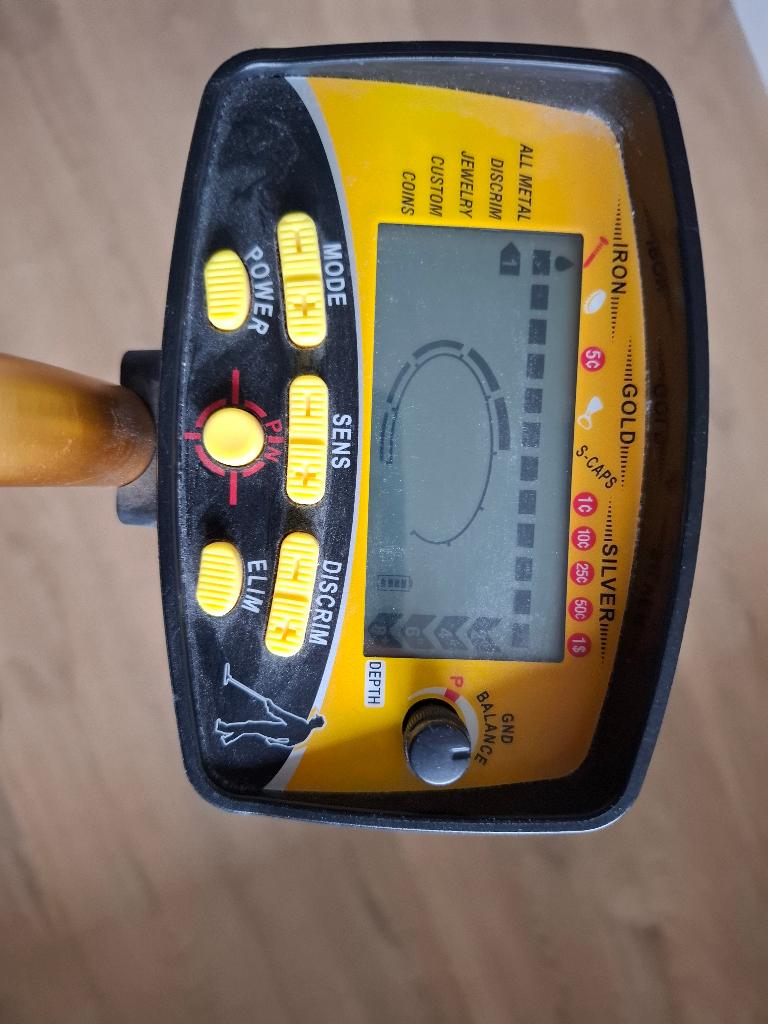 Metaaldetector, Ophalen, Zo goed als nieuw