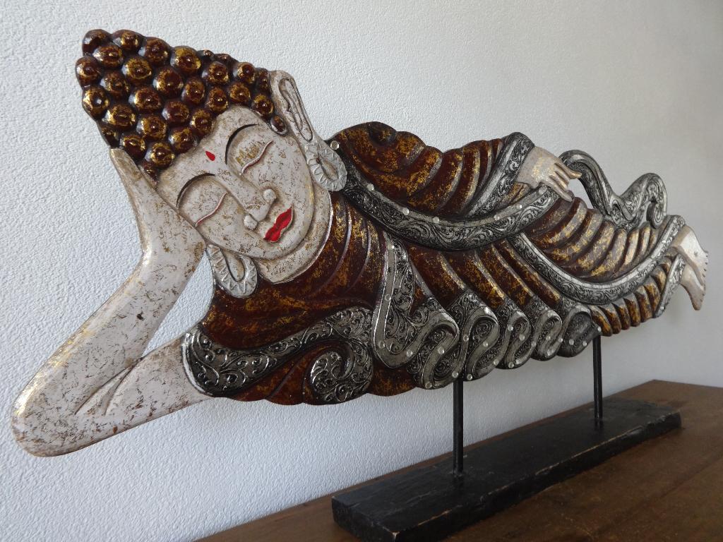 Houten Boeddha beeld op standaard | 115 cm, Huis en Inrichting, Woonaccessoires | Boeddhabeelden, Ophalen, Zo goed als nieuw