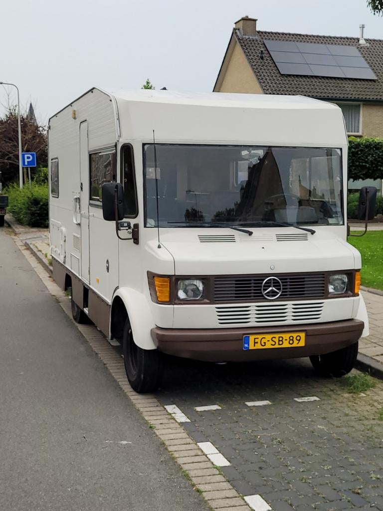 Unieke Oldtimer Camper - Belastingvrij en Lekvrij, Caravans en Kamperen, Campers, Chemisch toilet, Buscamper of Camperbus, Ringverwarming