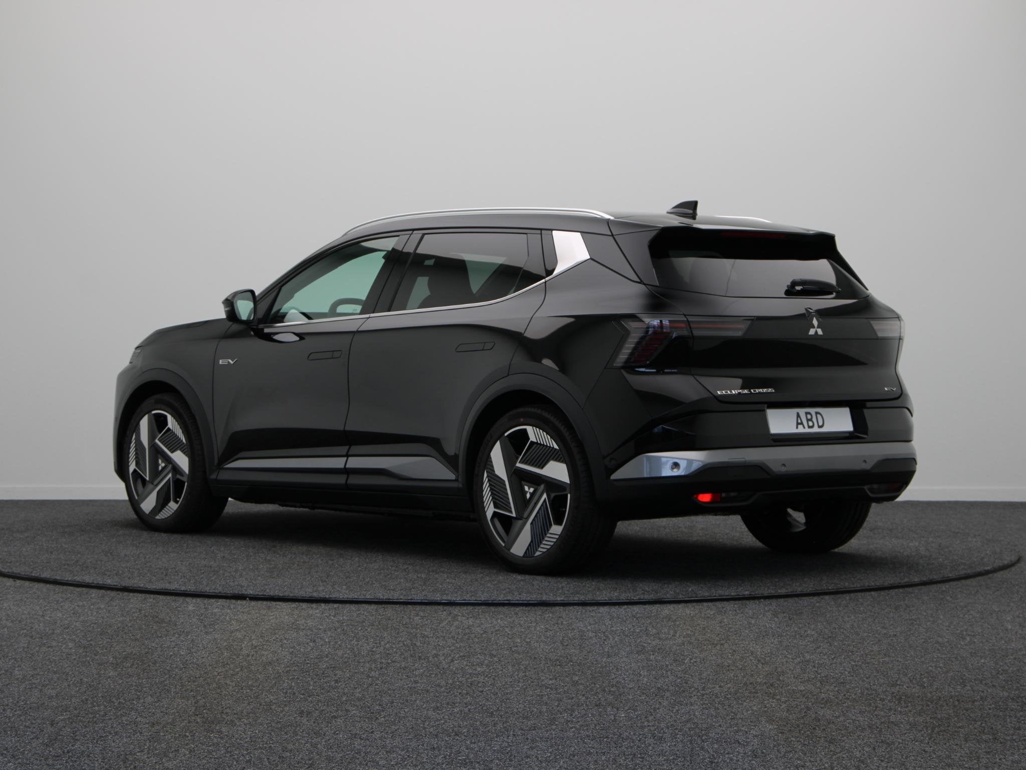 Mitsubishi Eclipse Cross Business Edition 87 kWh | €5000,-, 40 min, Leder en Stof, Zwart, 1801 kg