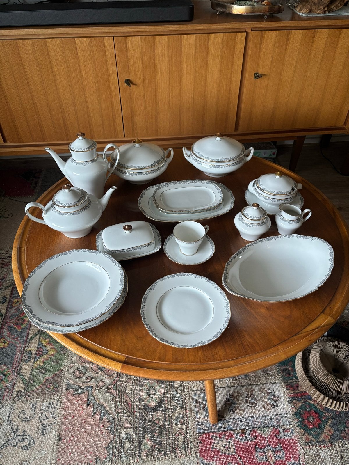 Hutschenreuther Servies - Zwart/Grijs met Gouden Rand, Ophalen, Klassiek, Zo goed als nieuw, Porselein