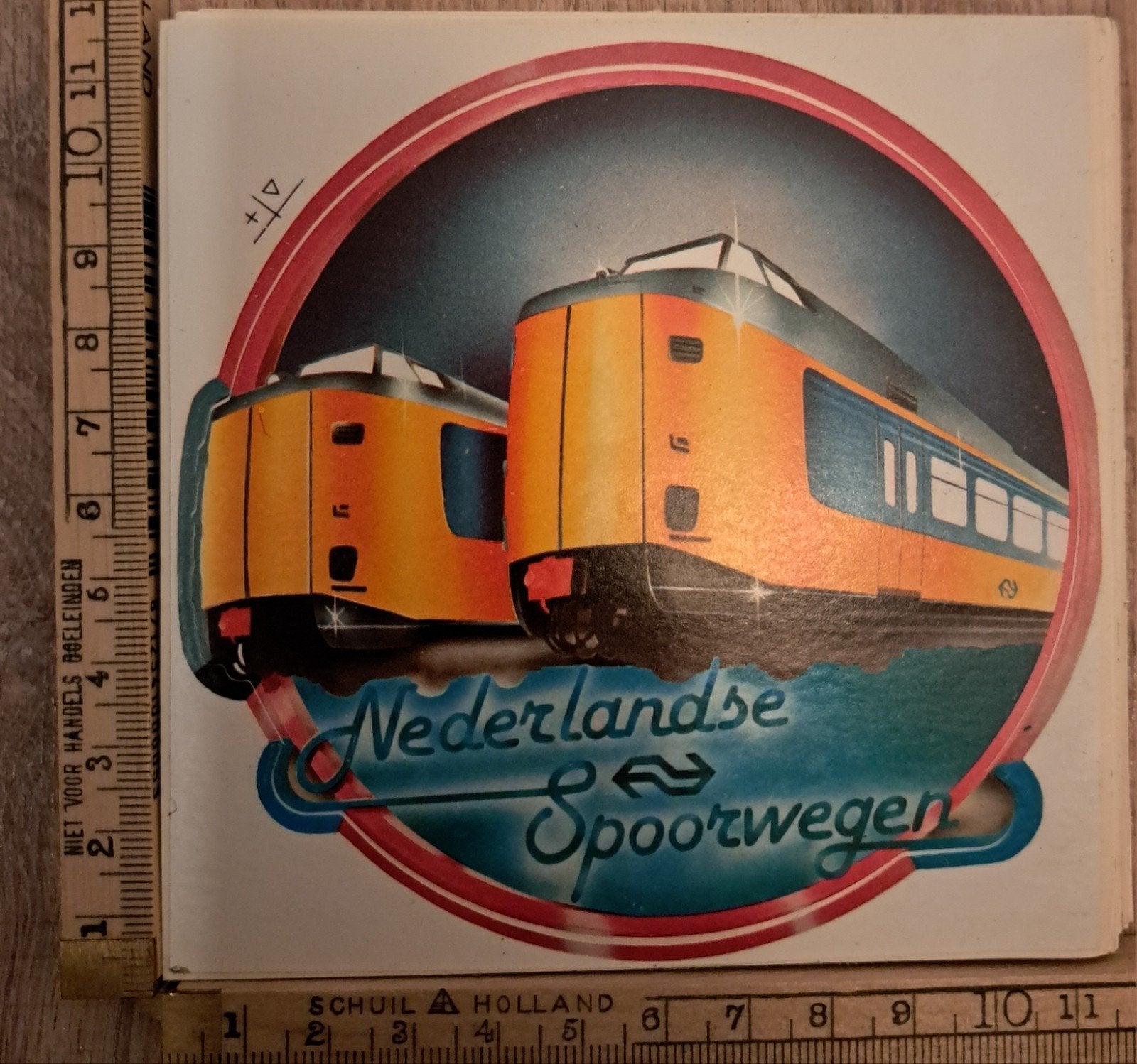 Vintage sticker 2 treinen NS Nederlandse Spoorwegen logo, Ophalen of Verzenden, Zo goed als nieuw, Overige typen