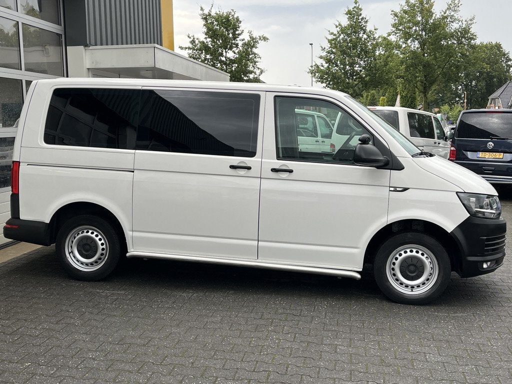 Volkswagen Transporter Kombi 2.0 TDI 150 PK DSG Automaat L1H, Stof, 150 pk, 255 €/maand, 2500 kg