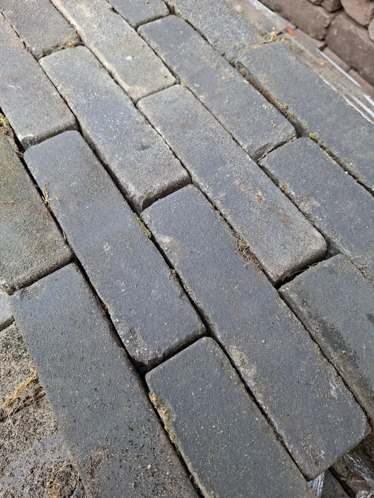 Mooie gebakken waaltjes antraciet op pallets 37m2, Tuin en Terras, Tegels en Klinkers, Ophalen, Gebruikt, Keramiek, Klinkers