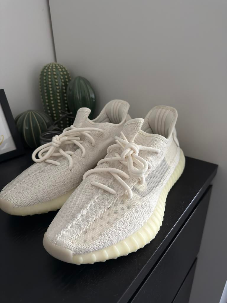 Yeezy 350 v2 - wit, Ophalen, Wit, Sneakers of Gympen, Zo goed als nieuw