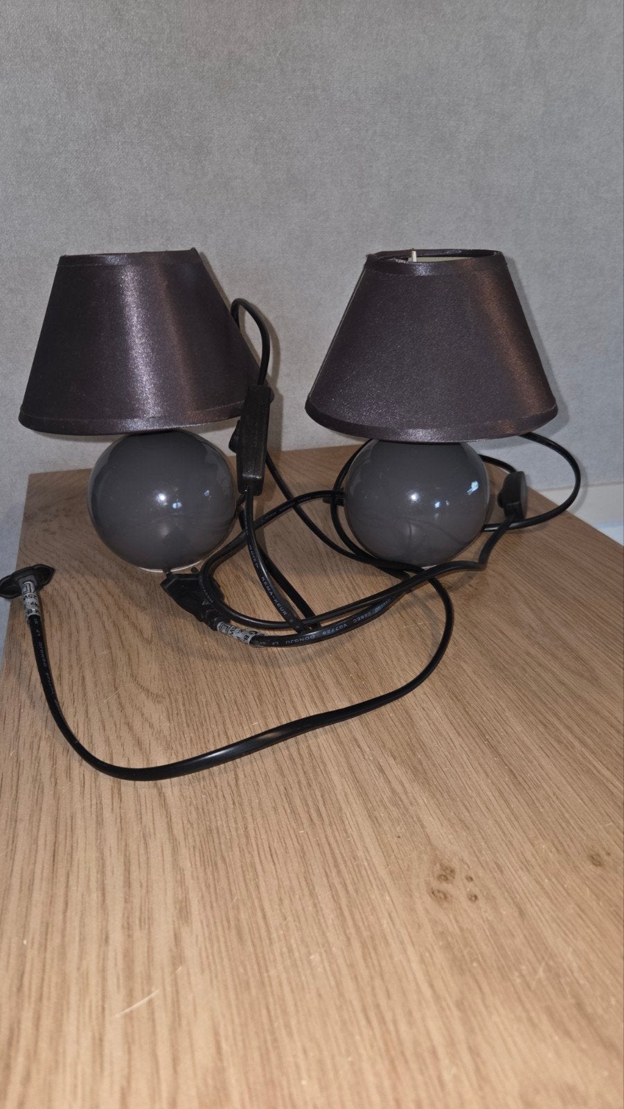 Lampjes nachtkastjes, Ophalen