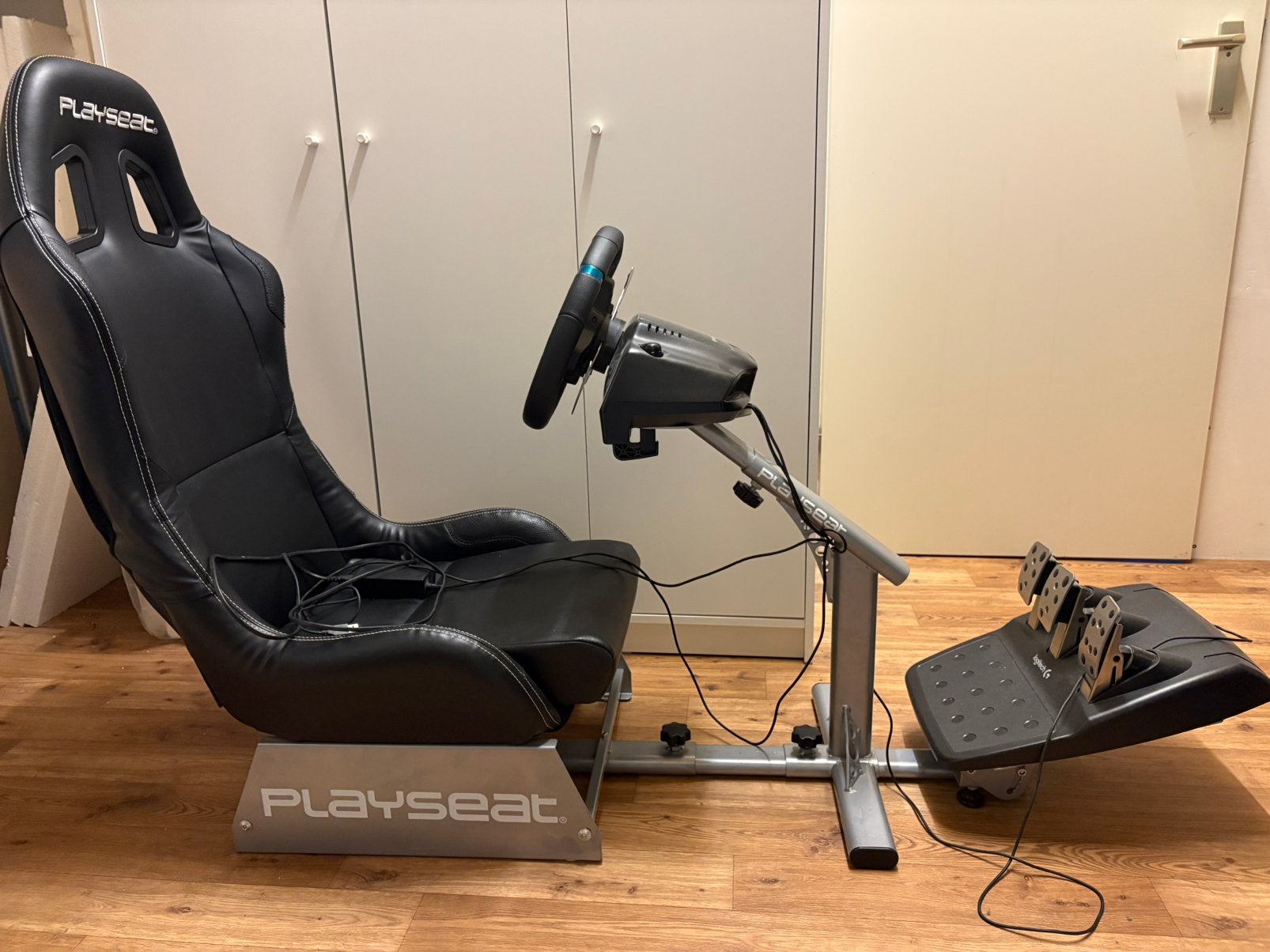 Playseat Evolution met g29 stuur en pedalen, Spelcomputers en Games, Ophalen, Zo goed als nieuw, Overige typen