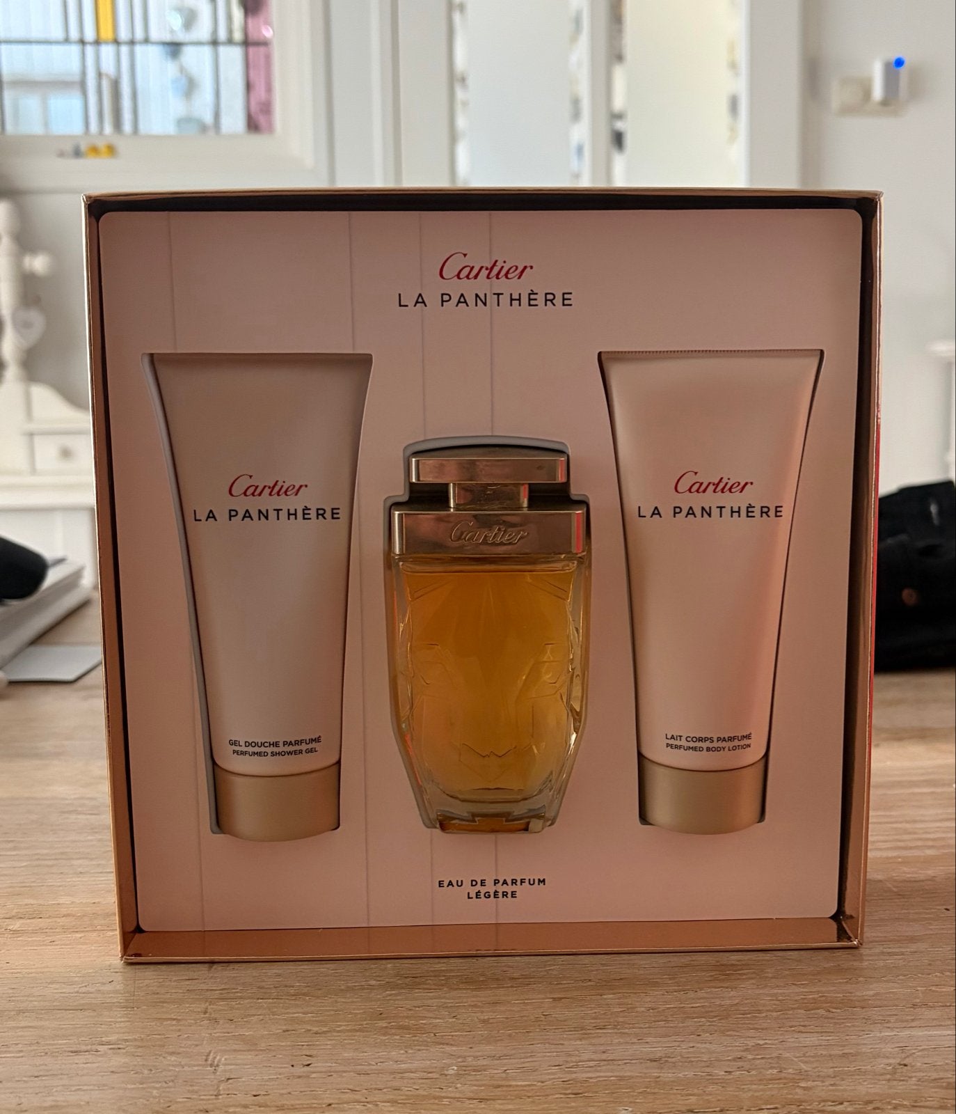 Cartier La Panthère Eau de Parfum Légère Giftset, Ophalen of Verzenden, Nieuw