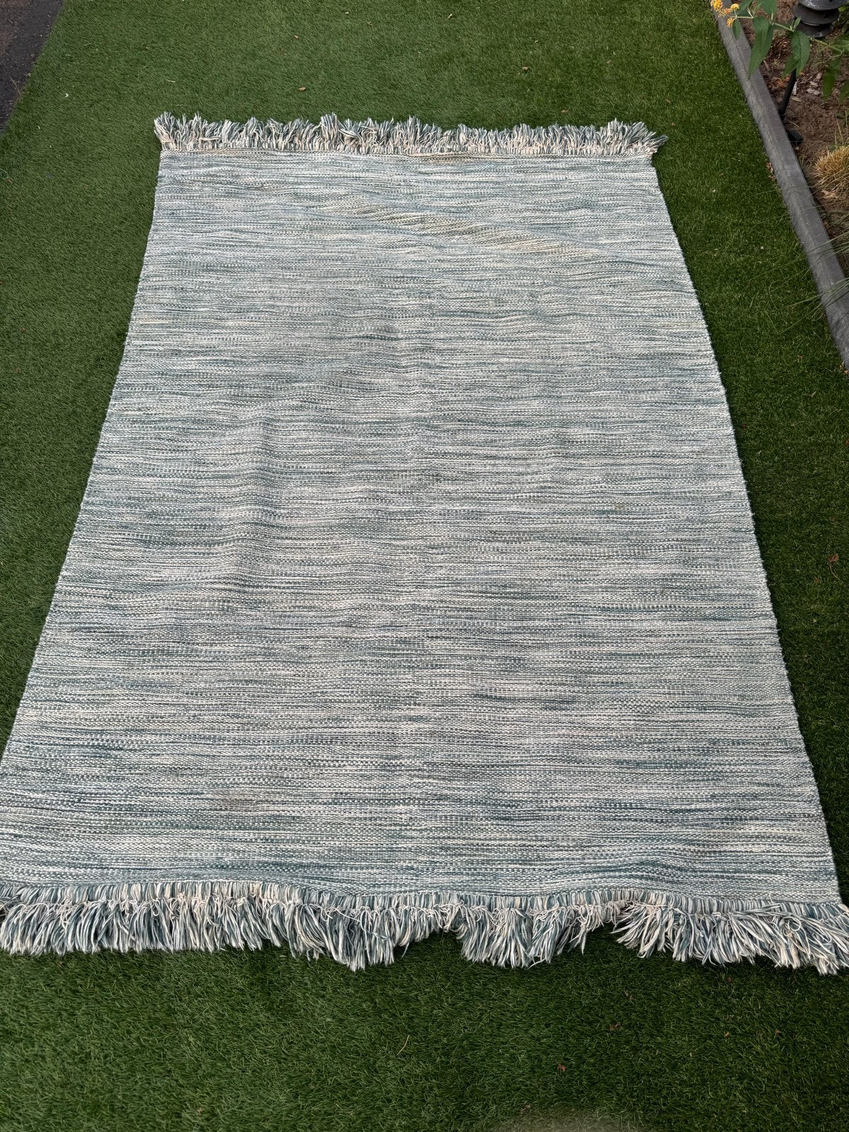 Groen/wit geweven vloerkleed met franjes, Ophalen, Gebruikt, 200 cm of meer, 50 tot 100 cm