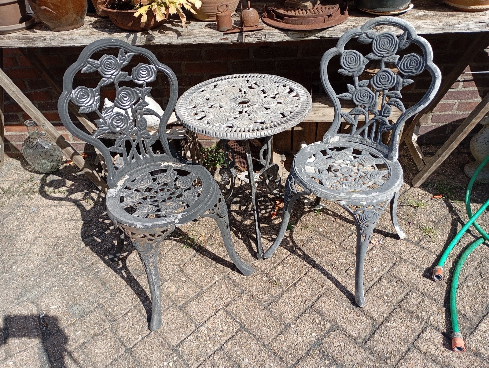 bistroset met rozenmotief tuin tafel, Ophalen, Gebruikt, Metaal
