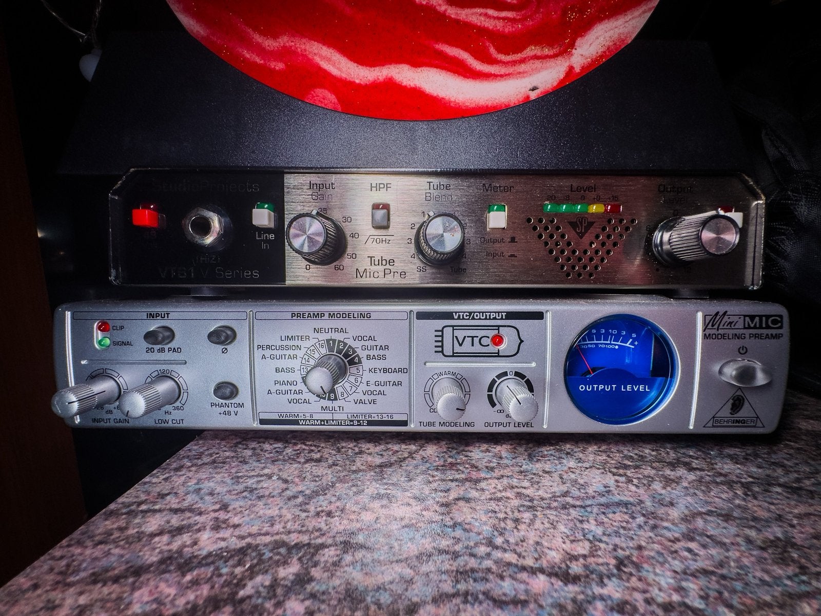 Behringer MiniMIC MIC800 – Tube Modeling Preamp, Ophalen of Verzenden, Gebruikt