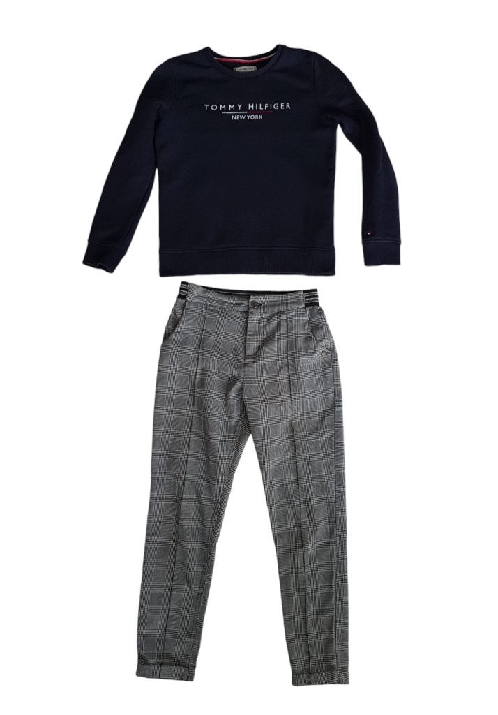 Mooie geruite VINGINO jog/ stretch pant Sakine maat 12/152., Kinderen en Baby's, Kinderkleding | Maat 152, Broek, Zo goed als nieuw