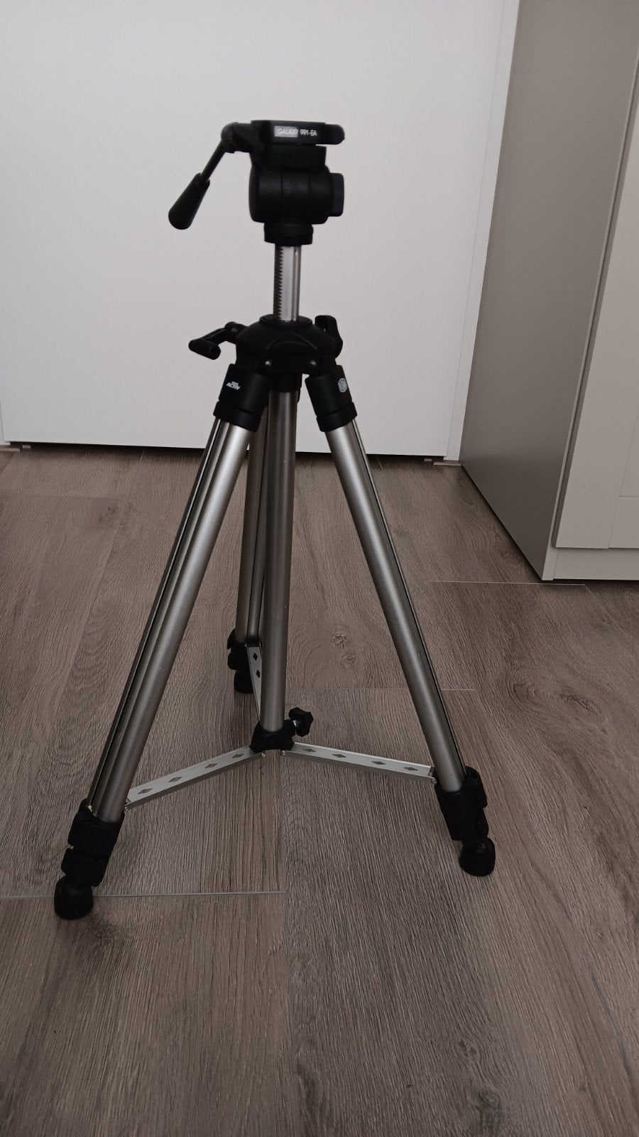 Bilora Galaxy 991-EA Statief met waterpas, Gebruikt, Snelkoppelingsplaat, Bilora, 125 tot 150 cm