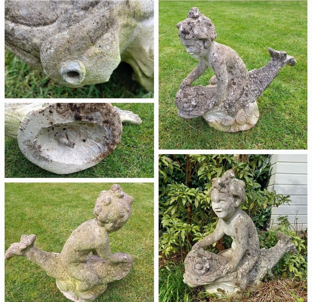 Betonnen tuinbeeld fontein cupido op soort vis, Ophalen of Verzenden