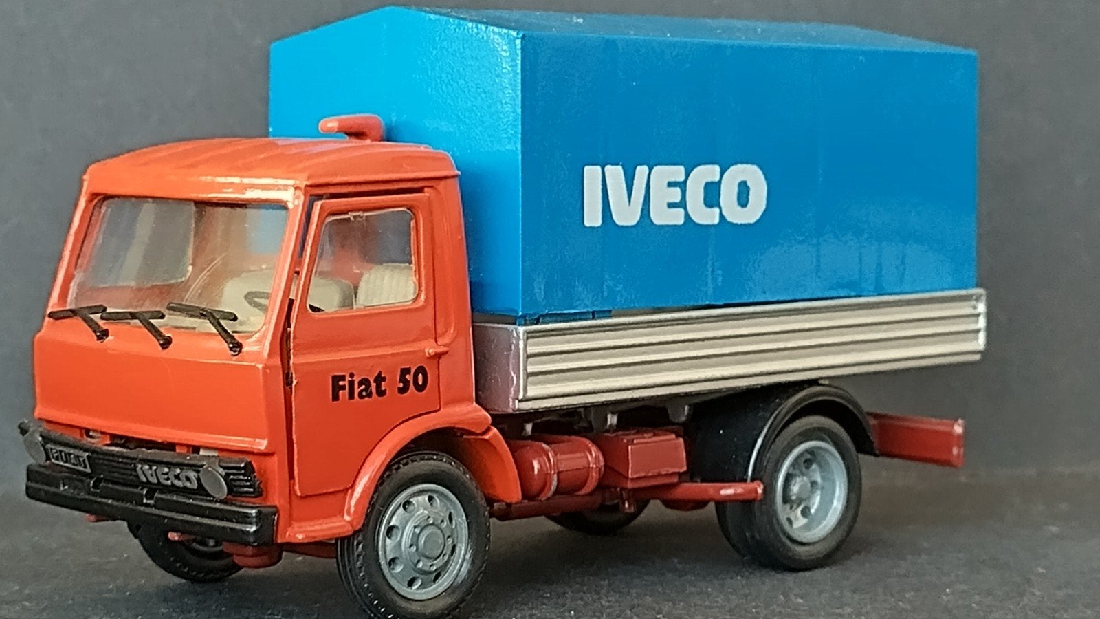 Fiat Iveco 50 1:43 Old Cars Pol, Overige merken, Auto, Verzenden, .
