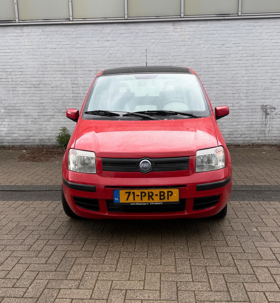 Fiat Panda 1.2 Dualogic 2004 Rood panoramadak, Voorwielaandrijving, 840 kg, Origineel Nederlands, Handgeschakeld
