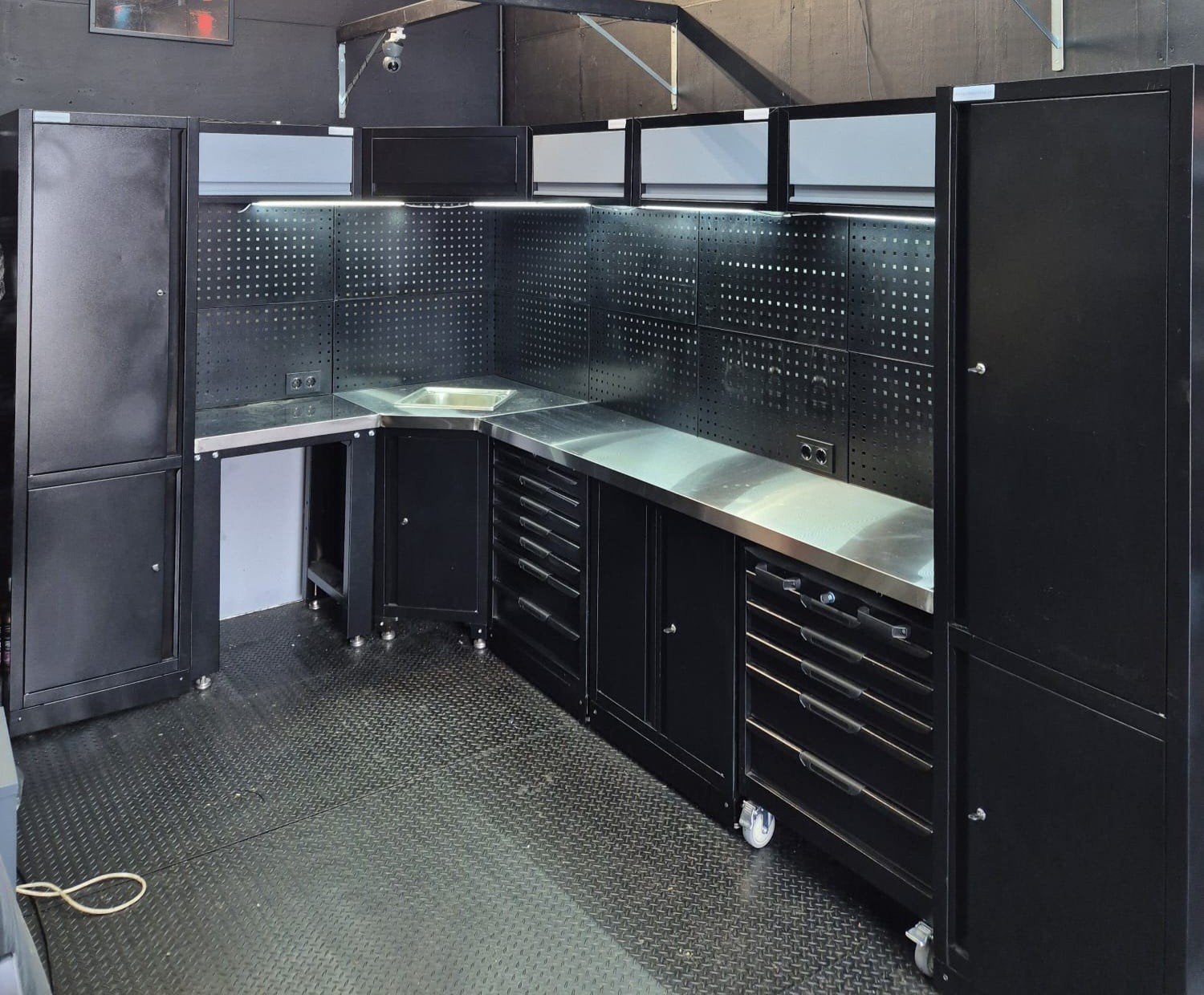 Luxe werkbank inclusief rolkar + gereedschap 3390mmx2030mm, Ophalen, Zo goed als nieuw, 170 cm of meer