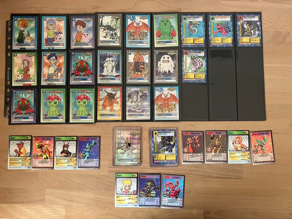 Digimon 1999/2000 kaarten lot (25x) + 11 Medabots, Ophalen of Verzenden, Gebruikt, Meerdere kaarten