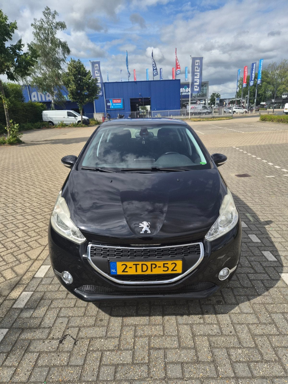 Peugeot 208 1.2 VTI 60KW/82PK 5-D 2014 Zwart, Auto's, Voorwielaandrijving, Stof, Zwart, Origineel Nederlands