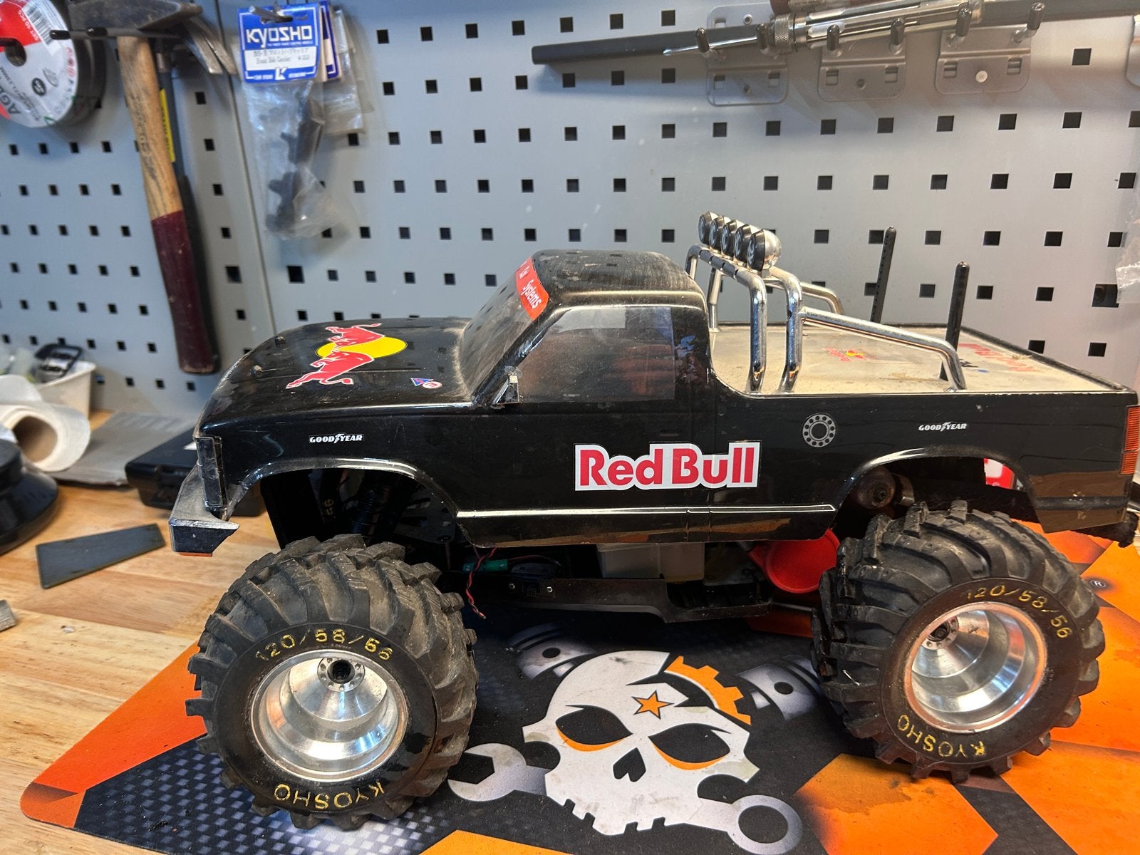 Vintage Kyosho Nitro Tracker 1/10 - Zeldzame verschijning, Hobby en Vrije tijd, Modelbouw | Radiografisch | Auto's, Gebruikt, Auto offroad