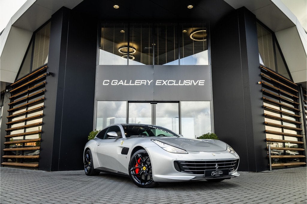 Ferrari GTC4Lusso T 3.9 V8 - Panorama | Passenger Display |, Auto's, Ferrari, Bedrijf, Te koop, GTC4Lusso, ABS, Airconditioning